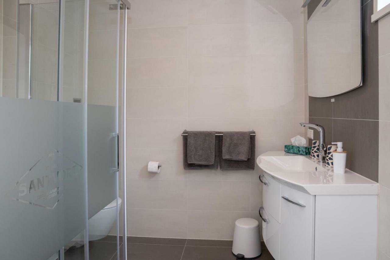 Santvort Luxury Apartment With Private Parking ซานด์โวร์ต ภายนอก รูปภาพ